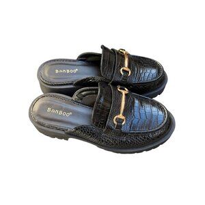 Bamboo Womens Black Croc Embossed Mule Loafers With Gold Bit Detail Size 8